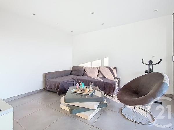 Appartement T3 à vendre  3 pièces - 71,90 m2 MARSEILLE - 13008