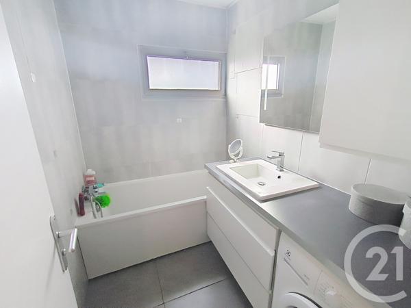 Appartement T3 à vendre  3 pièces - 71,90 m2 MARSEILLE - 13008