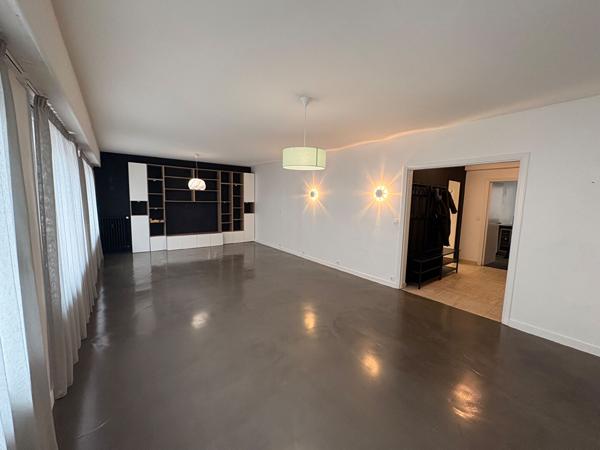 Appartement Angers hyper centre/ gare dans résidence avec ascenseur de 2 chambres avec parking