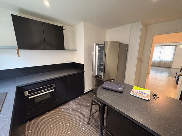 Appartement Angers hyper centre/ gare dans résidence avec ascenseur de 2 chambres avec parking