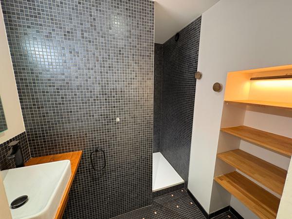 Appartement Angers hyper centre/ gare dans résidence avec ascenseur de 2 chambres avec parking