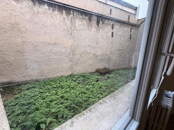 Appartement Angers hyper centre/ gare dans résidence avec ascenseur de 2 chambres avec parking