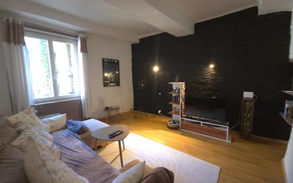 Maison à vendre    6 pièces •  Aups