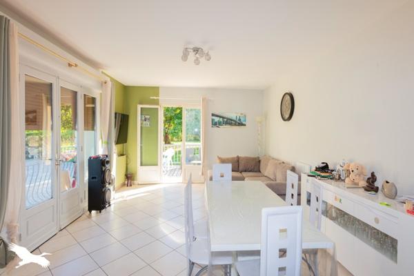 Maison à vendre 283 998 € Réans 6 p 194 m² DPE C