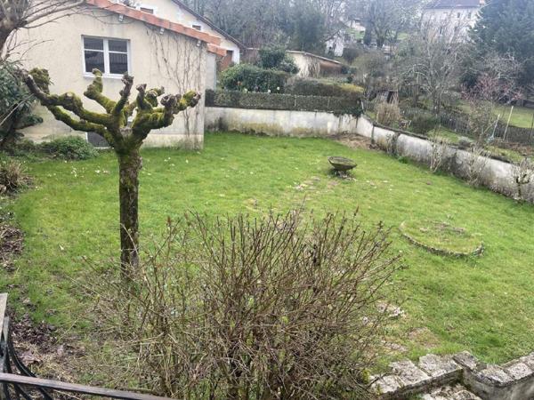 Maison à vendre à Ribérac en Dordogne (24600), ref : 077/1595