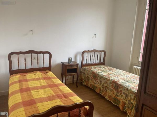 Maison à vendre à Ribérac en Dordogne (24600), ref : 077/1595