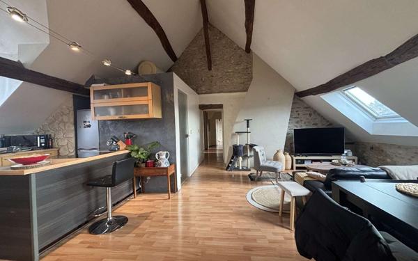 Appartement à vendre    3 pièces • 70 m2 Saint-Fargeau-Ponthierry