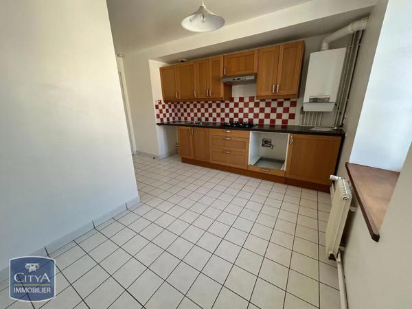 Appartement à louer 5 pièces 118.75m² Bourges (18000)