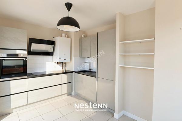 Appartement en rez-de-jardin - proche commodités - limite CRAPONNE