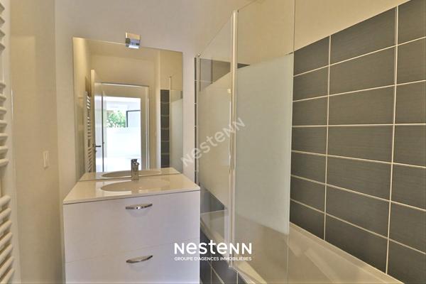 Appartement en rez-de-jardin - proche commodités - limite CRAPONNE