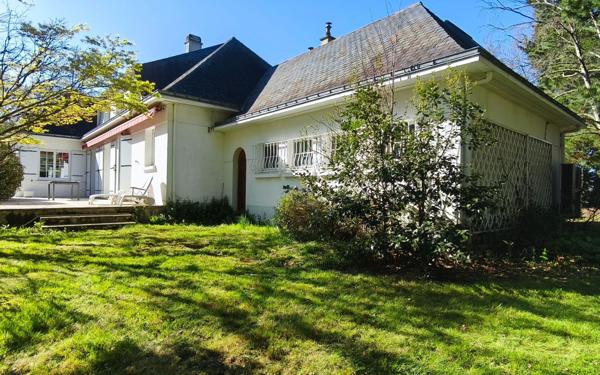 Maison à vendre    5 pièces •  Carquefou