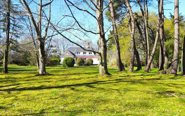 Maison à vendre    5 pièces •  Carquefou