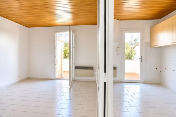 APPARTEMENT TYPE 3 / TERRASSE / CAVE