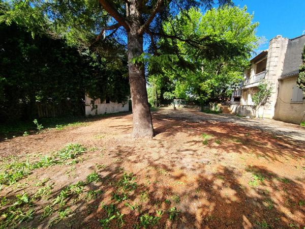 Maison ou activité professionnelle L Isle Sur La Sorgue