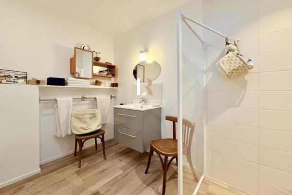 La Rochelle (17000) La Genette - Maison de Plain-pied avec quadruple garage et appartement T3