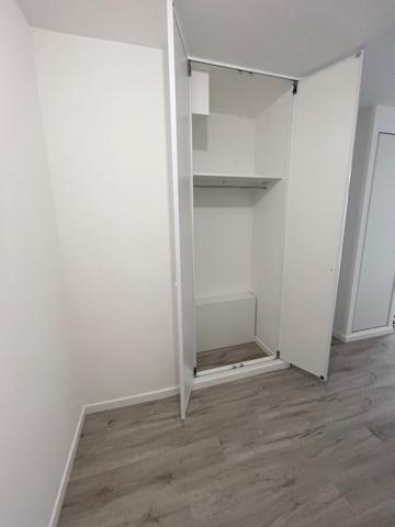 Appartement non meublé à Bois Colombes / 34.30 m2 (1 pièce) + 1 place de parking