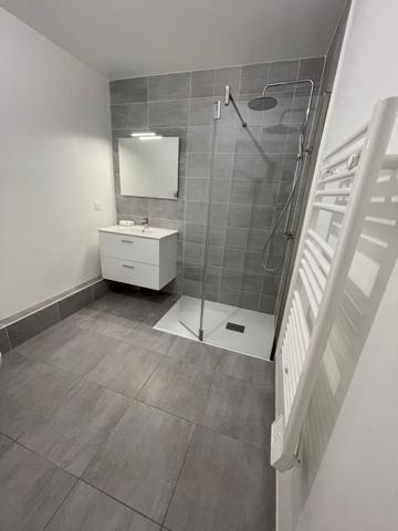 Appartement non meublé à Bois Colombes / 34.30 m2 (1 pièce) + 1 place de parking