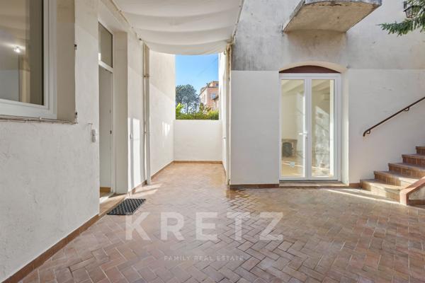 Loft à Cannes, Petit Juas : L'Esprit Industriel de Luxe dans l'Écrin Historique de la Villa Stanisla