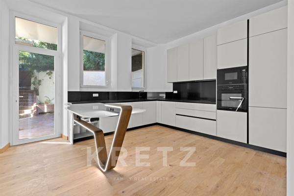 Loft à Cannes, Petit Juas : L'Esprit Industriel de Luxe dans l'Écrin Historique de la Villa Stanisla