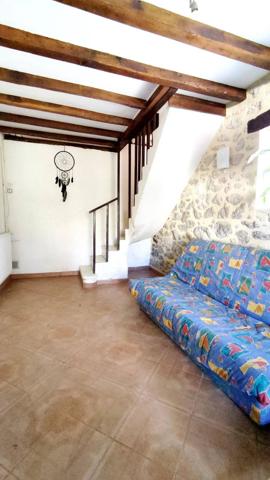 Maison de ville de 102 m² avec jardin de 500 m², à proximité de tous services