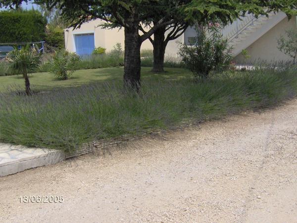 Appartement
         4 pièces
        - 100 m² Exclusivité 180 000 € *