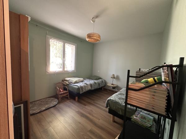 Maison
         5 pièces
        - 130 m² 253 500 € *