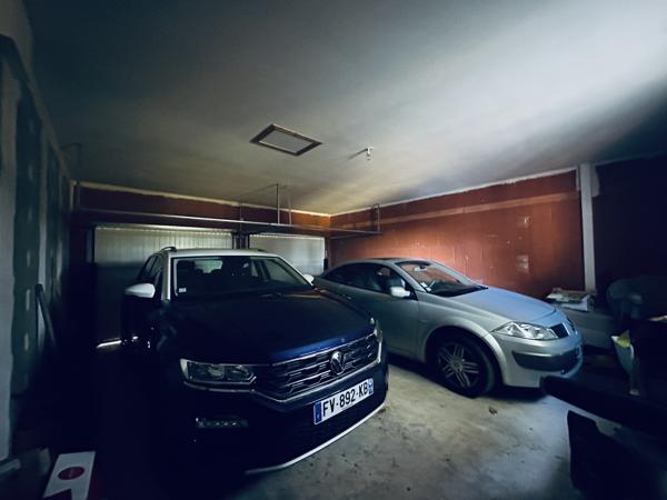Maison
         5 pièces
        - 130 m² 253 500 € *