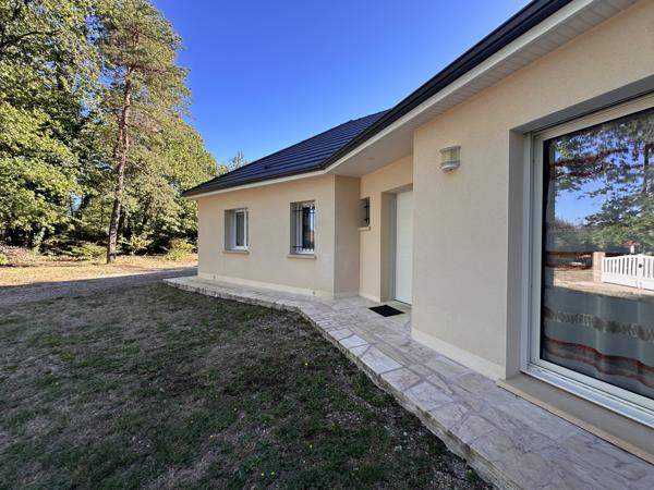 Maison
         5 pièces
        - 130 m² 253 500 € *