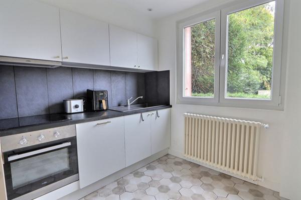 Appartement Aubervilliers 3 pièce(s) 59.62 m2