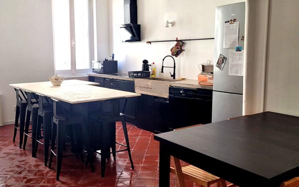 Immeuble à vendre    7 pièces •  Carcassonne