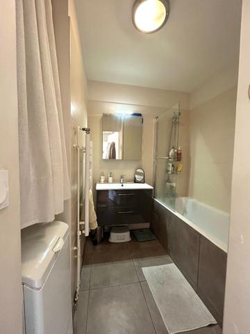 Appartement T3 Lumineux, balcon, cave, garage en sus.