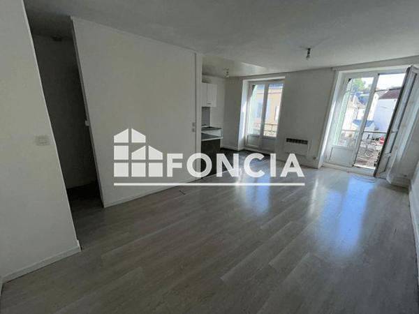 Location Appartement 2 pièces 41.7 m² - 32 Rue de Paris Corbeil Essonne 91100