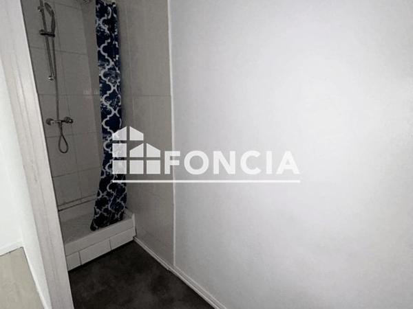 Location Appartement 2 pièces 41.7 m² - 32 Rue de Paris Corbeil Essonne 91100