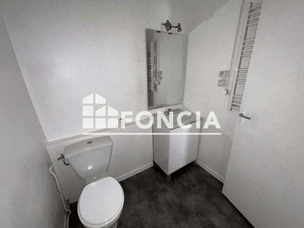 Location Appartement 2 pièces 41.7 m² - 32 Rue de Paris Corbeil Essonne 91100