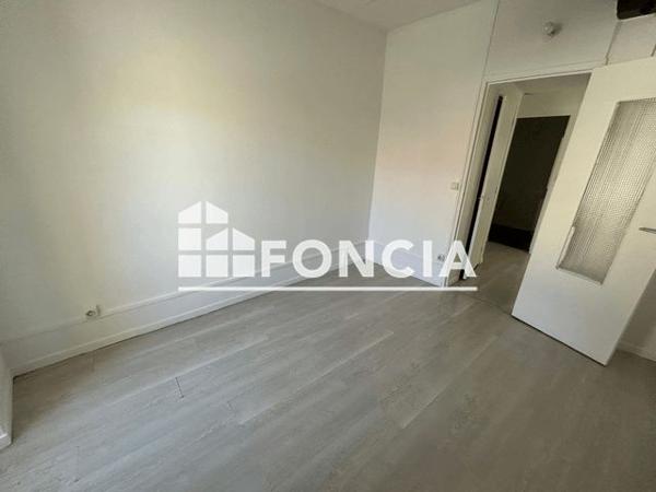 Location Appartement 2 pièces 41.7 m² - 32 Rue de Paris Corbeil Essonne 91100