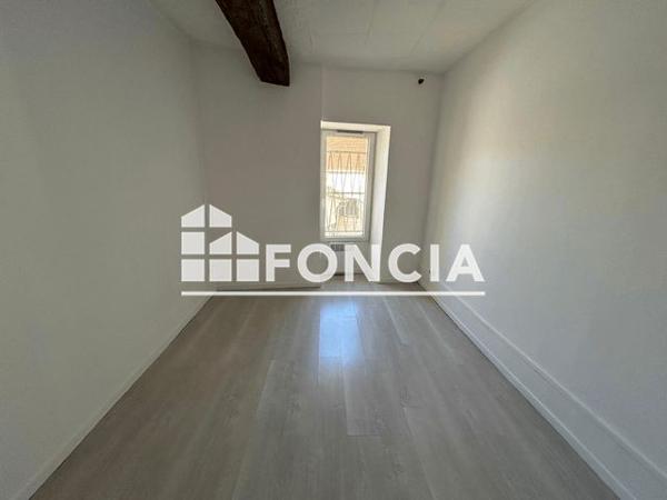 Location Appartement 2 pièces 41.7 m² - 32 Rue de Paris Corbeil Essonne 91100