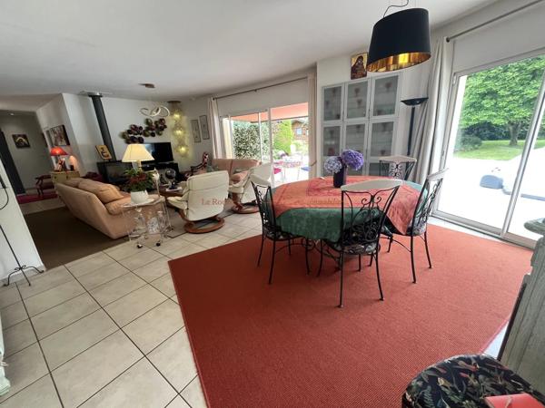 MAISON PLAIN PIED 4 CH PISCINE PORTE DE VANNES - SAINT-AVÉ LES 3 ROIS