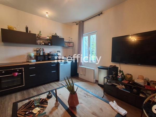 Fonds De Commerce
        
        - 120 m² 218 900 € *