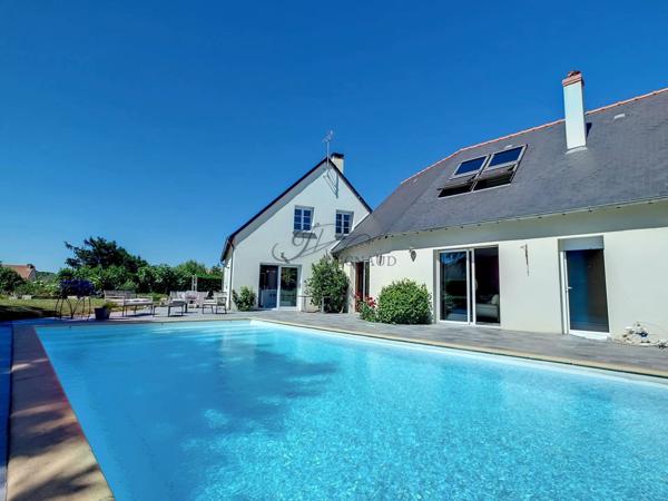 Maison d'Exception avec Piscine à Saint-Georges-sur-Cher