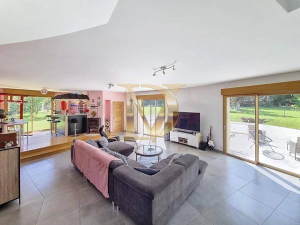 Maison d'Exception avec Piscine à Saint-Georges-sur-Cher