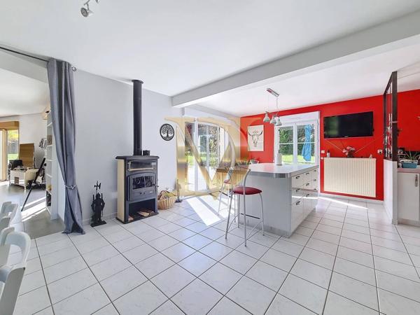 Maison d'Exception avec Piscine à Saint-Georges-sur-Cher