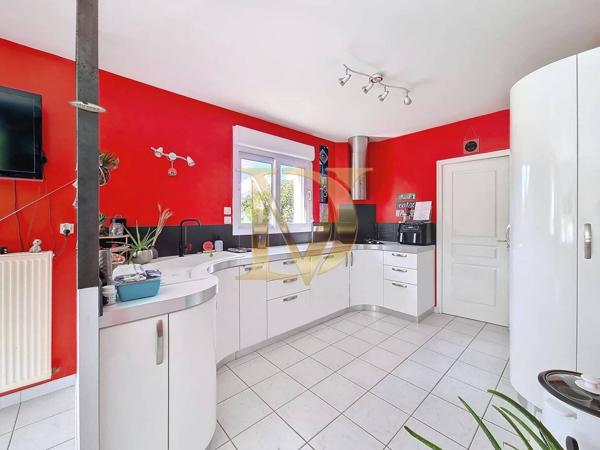 Maison d'Exception avec Piscine à Saint-Georges-sur-Cher