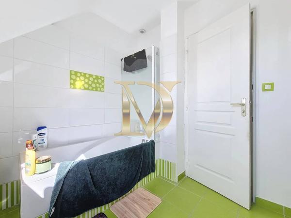 Maison d'Exception avec Piscine à Saint-Georges-sur-Cher