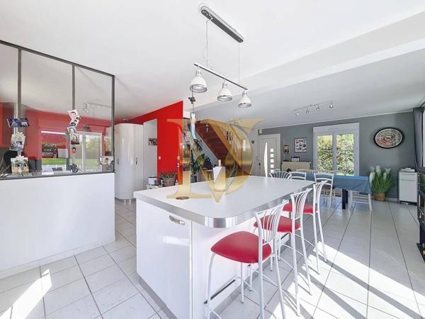 Maison d'Exception avec Piscine à Saint-Georges-sur-Cher