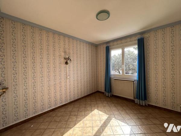 Montélimar, maison mitoyenne 113m2 hab sur parcelle de 198m2.