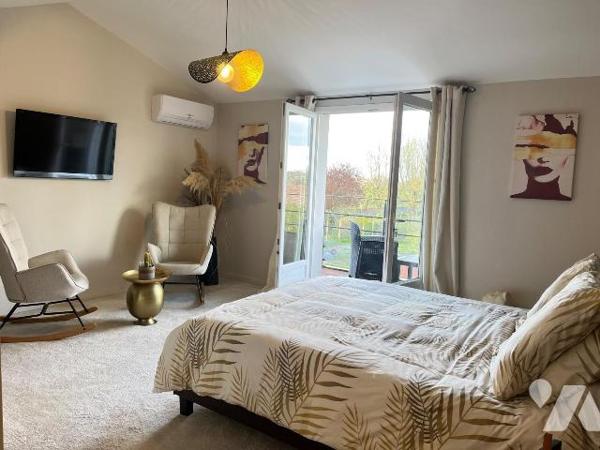 Maison à vendre à Coutras (33230) en Gironde (33), dans un environnement calme et recherché à q...