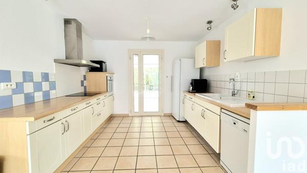 Maison à vendre 6 pièces 177 m² Velleron