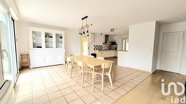 Maison à vendre 6 pièces 177 m² Velleron