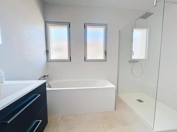 Villa avec accès privatif à la plage