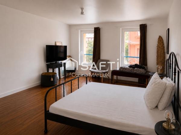 Duplex rénové 140 m² avec parking privatif